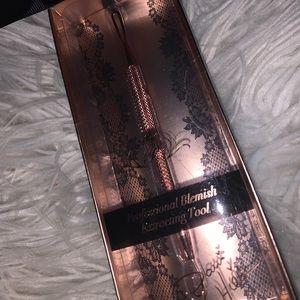 Blemish Extraction Tool